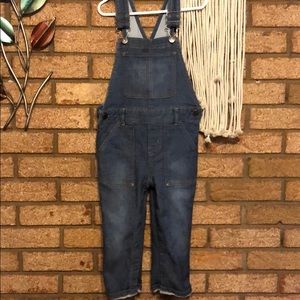 Boys 3T Oshkosh overalls!